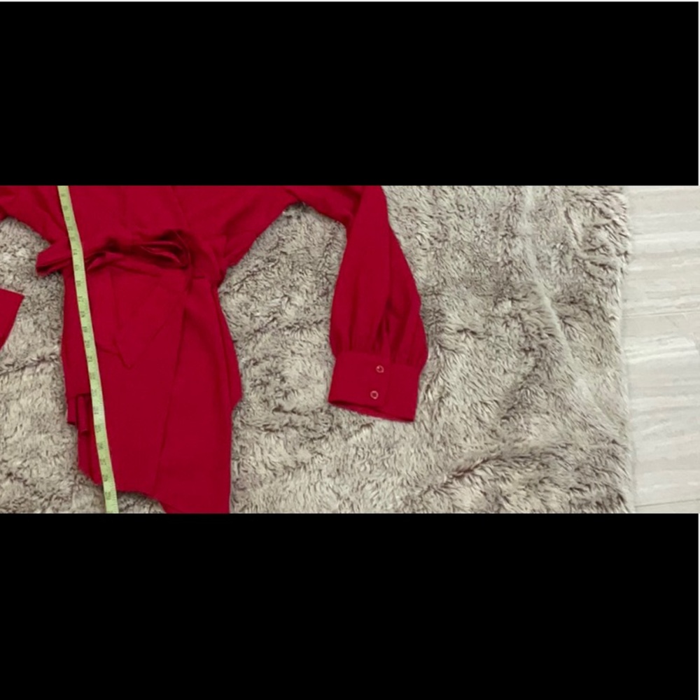 Red Wrap Tunic size XL. NWT - Picture 9 of 9